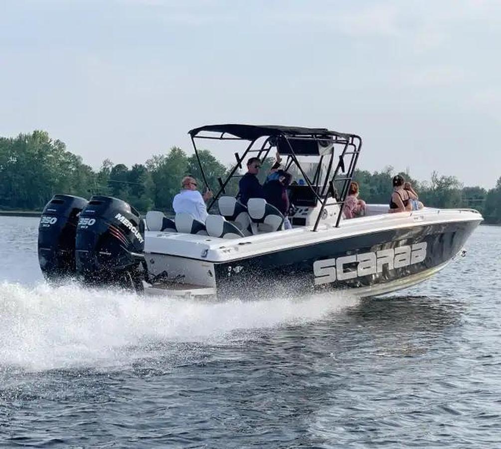 Used 1998 Scarab 302 Center Console