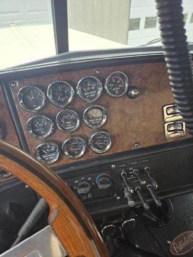 Used 2005 Peterbilt 379