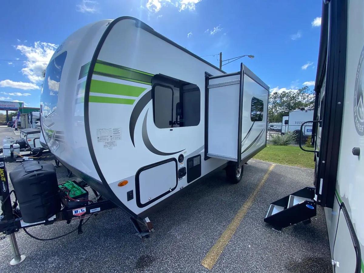 Used 2020 Flagstaff E-Pro 19FBS