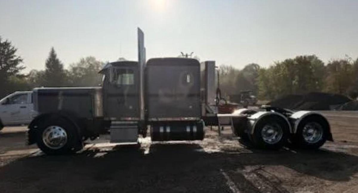 Used 1997 Peterbilt 379