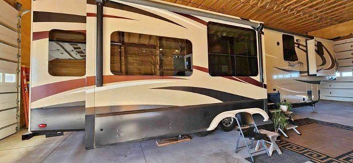 Used 2016 Grand Design Solitude 384GK