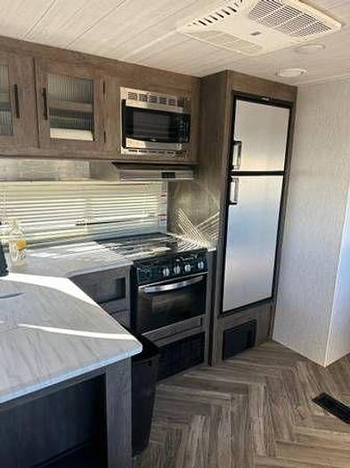 Used 2022 Forest River Salem Model KQBSS