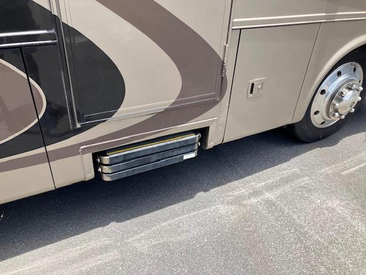 Used 2011 Forest River Georgetown 36DS