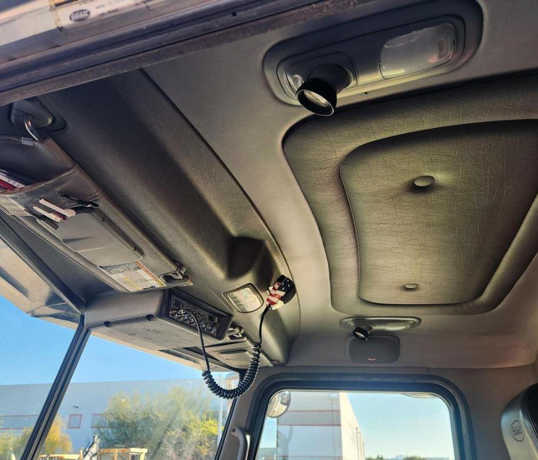 Used 2020 Peterbilt 389