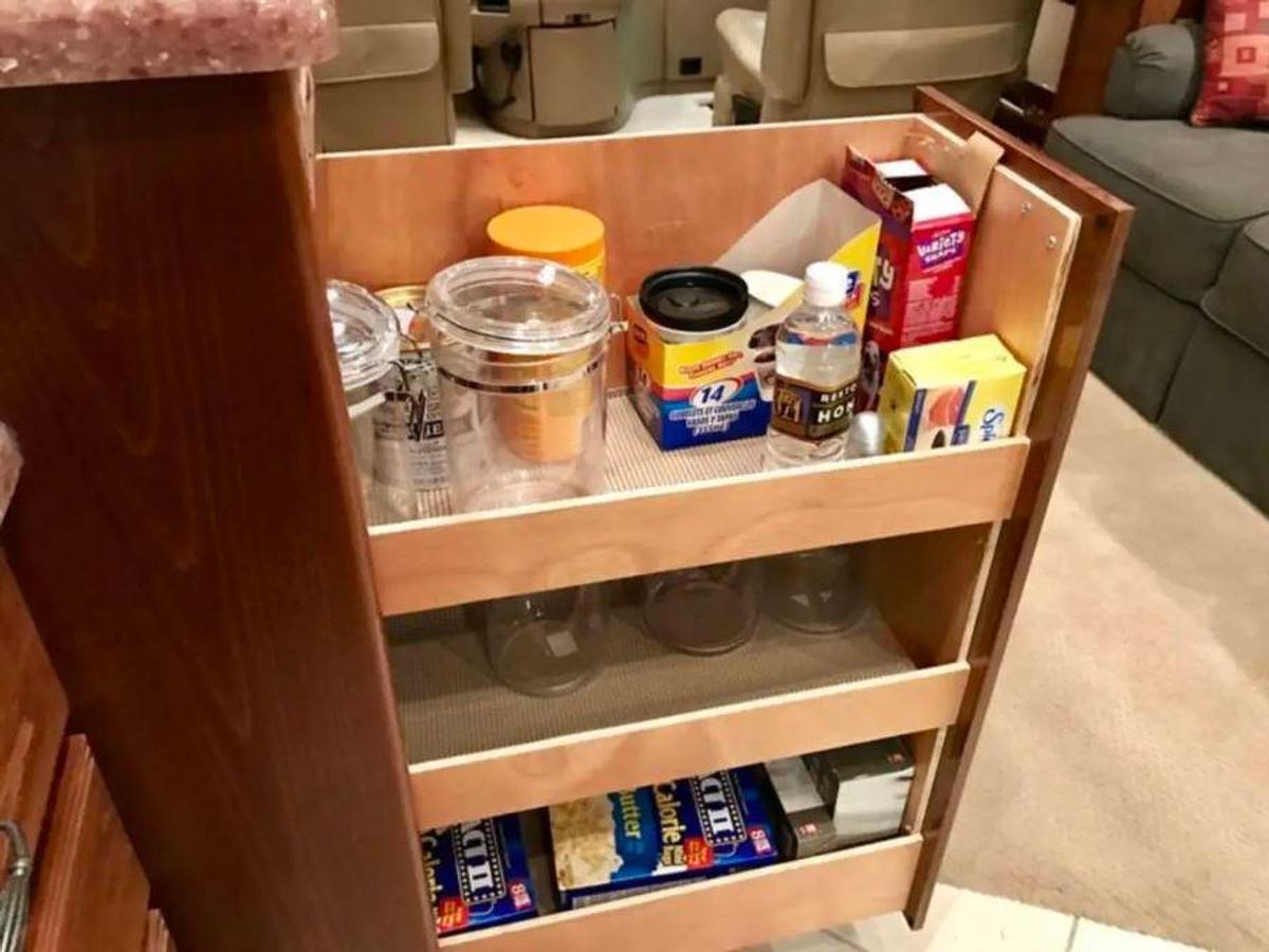 Used 2007 Foretravel Nimbus 340 Classic Class A Motorhome