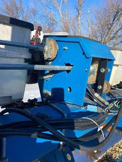 Used 2020 KINZE 3600 Planter