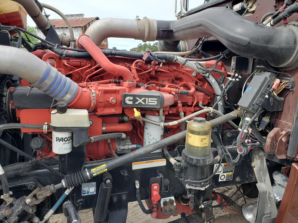 Used 2022 Peterbilt 38