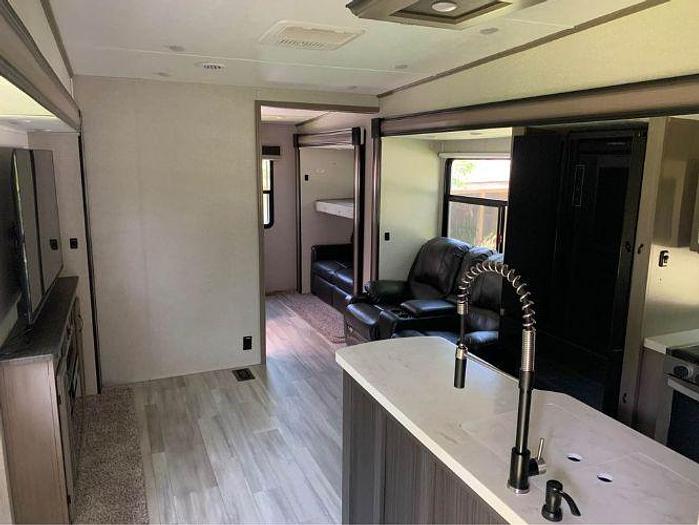 Used 2022 Coachmen Chaparral 373 MBRB