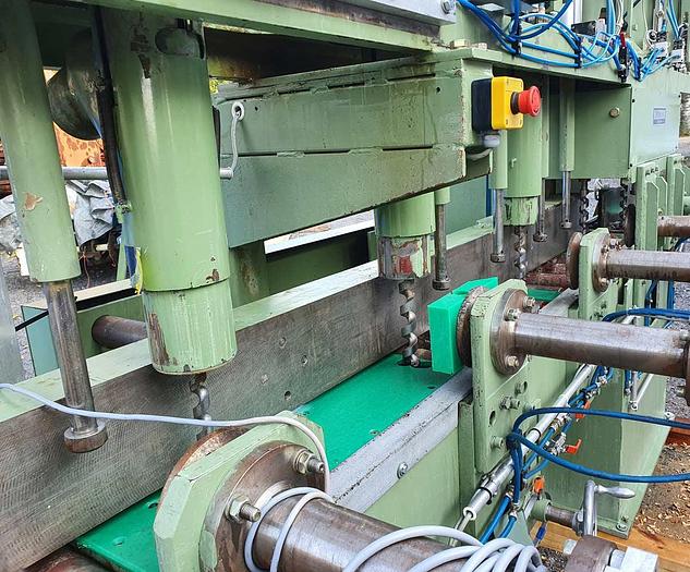 Used 1990 Markon MARKON log house drilling machine with undercutter