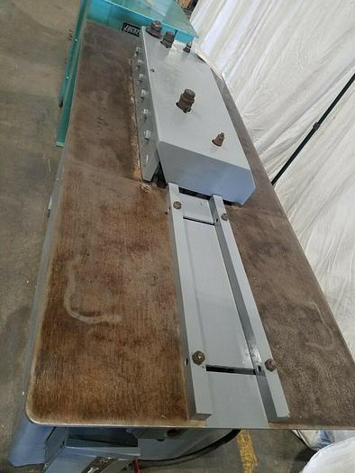 Used Lock Former 18 Gauge Sheet Metal Power Lock Former Double Sided 110V