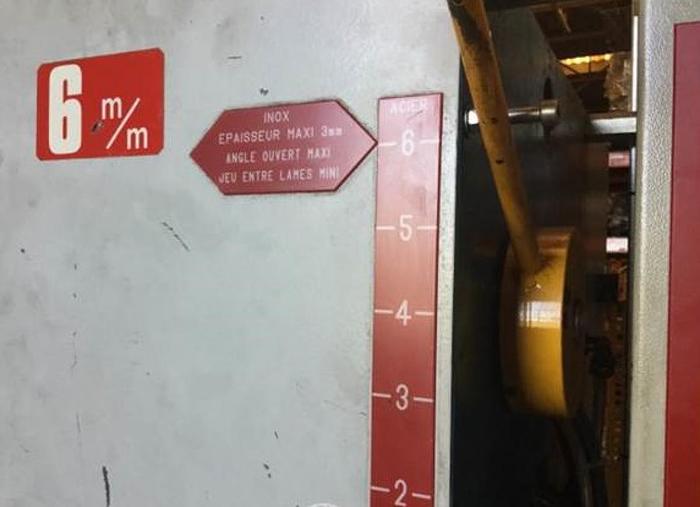 Gebraucht PLAATSCHAAR DESCOMBES 2m/6 mm dik