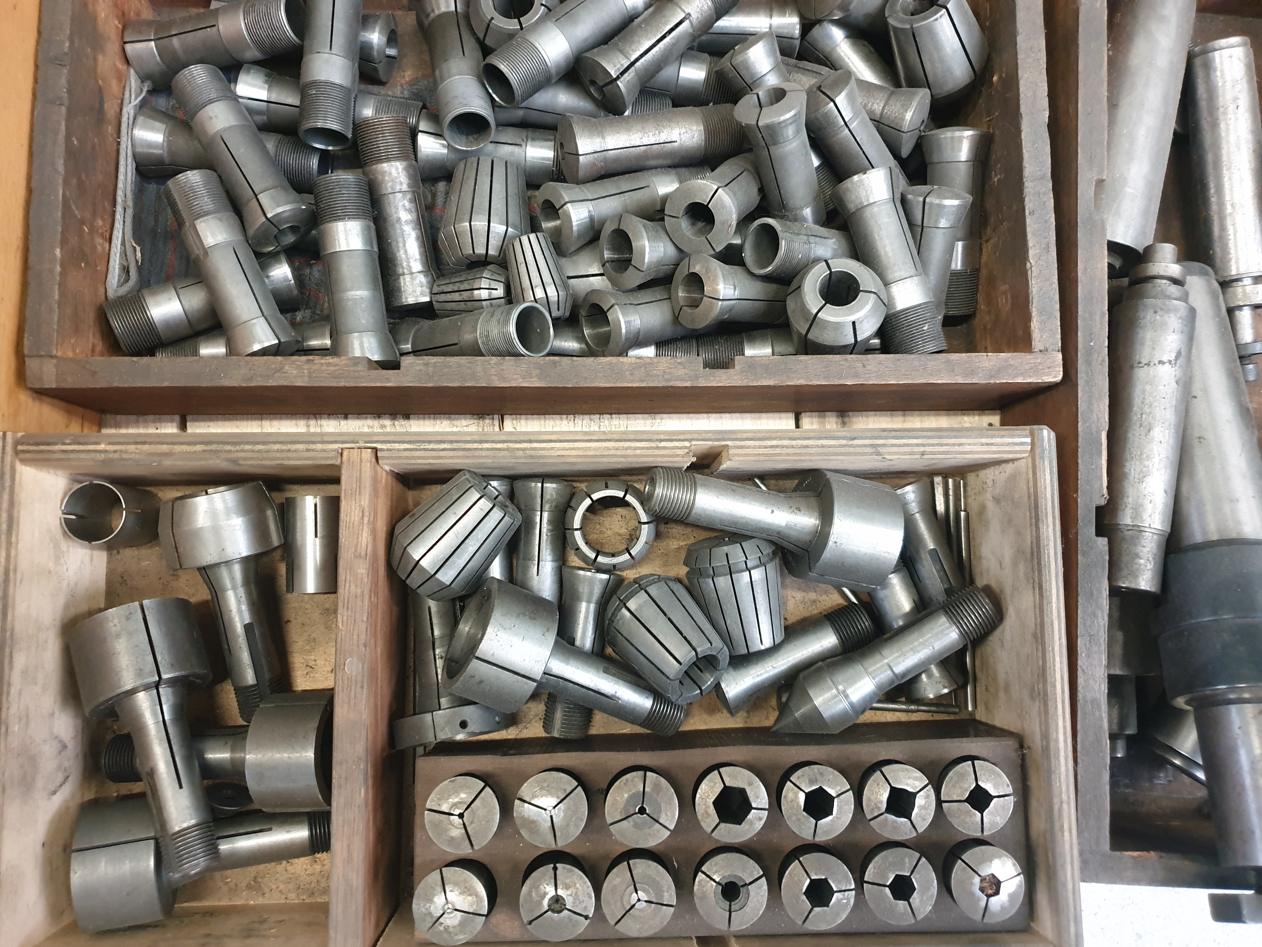 Used Schutte WU32 - Grinding - 1983