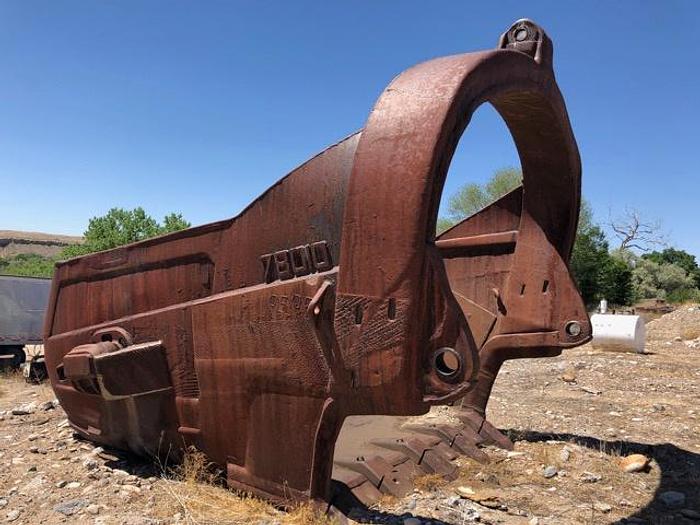 Used HB18247 dragline bucket 35 or 40 yard with spare new replacement cutting edge Esco