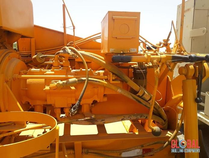 Used Item 0279 : 2001 Leeboy L1000R Asphalt Paver