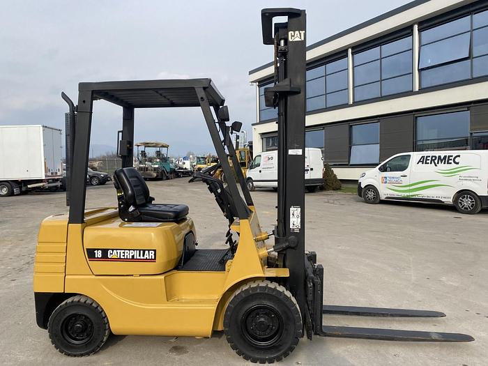 Usato 1996 CATERPILLAR DP 18