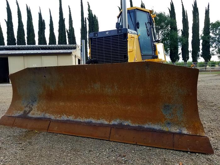 Used 2011 John Deere 850J WLT