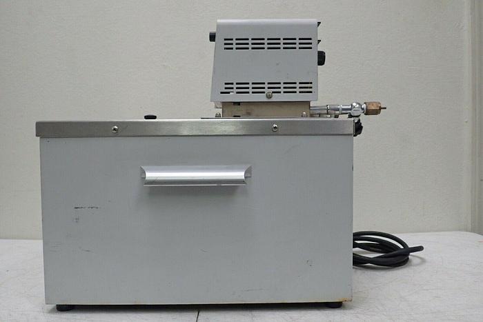 Used Fisher Scientific Model 9005 6L Recirculating Heated / Refrigerated Water Bath