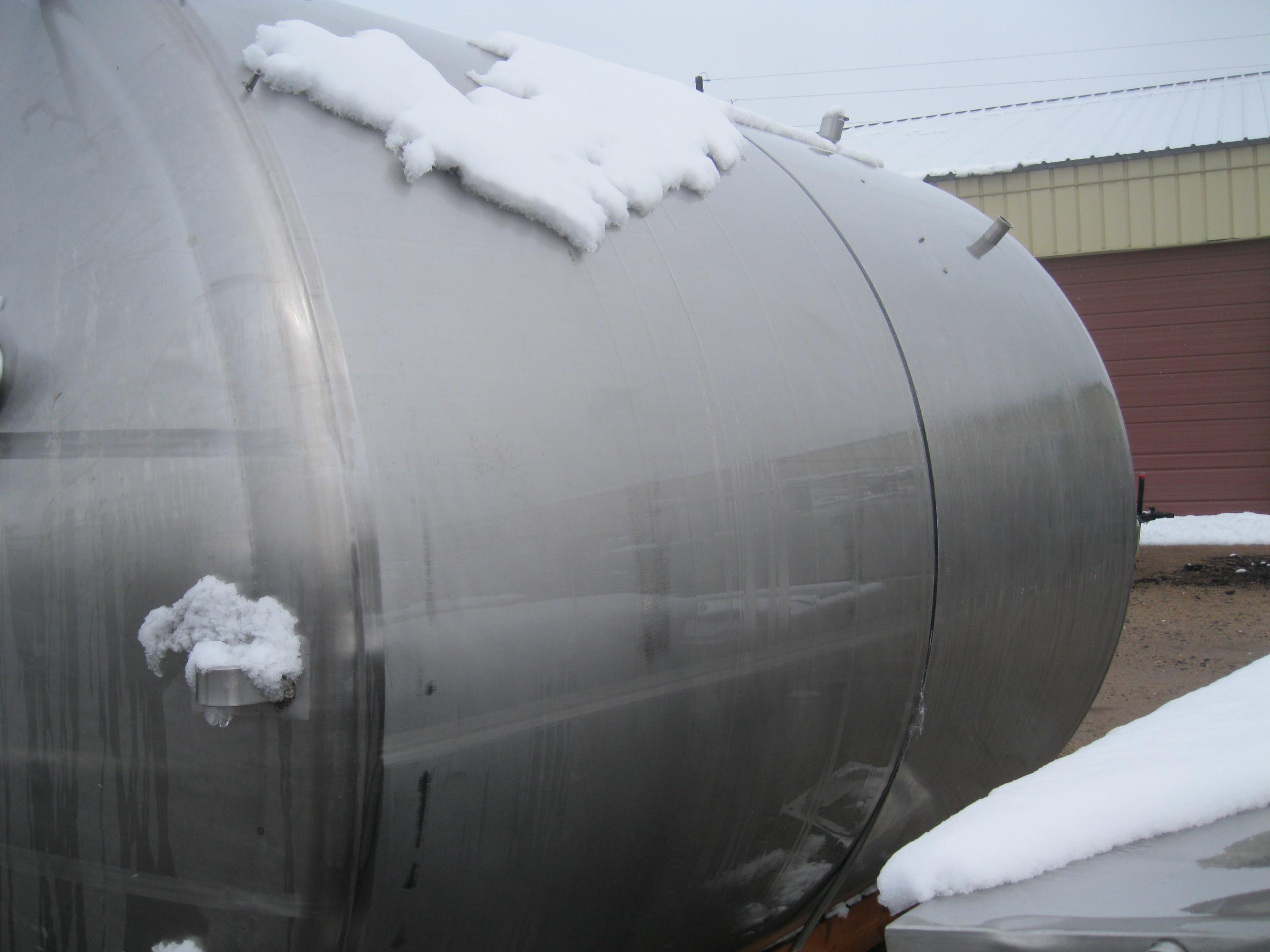 Used 3000 GALLON PROCESSOR TANK