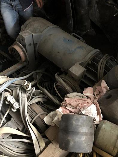 Usato LOTTO DI ARGANI VARI