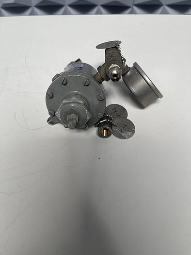 Used ITT ConoFlow GFH60XTKEX1G Filter Regulator w/ 0-1100PSI Gauge