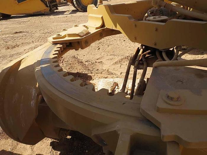 Used 2008 CATERPILLAR 14M