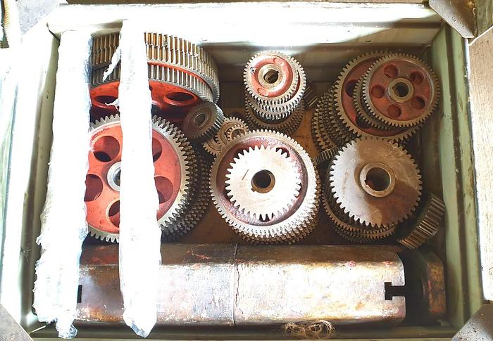 Used Tos FO10 Gear Hobbing Machine