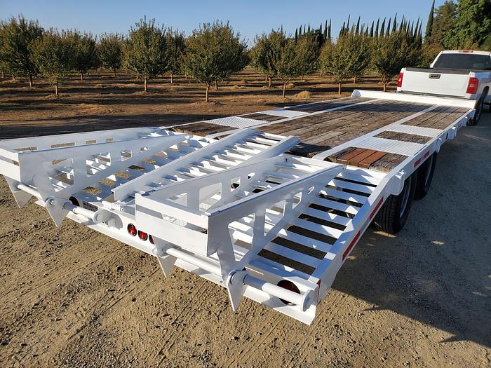 Used 2000 National 10Ton Equipment Trailer