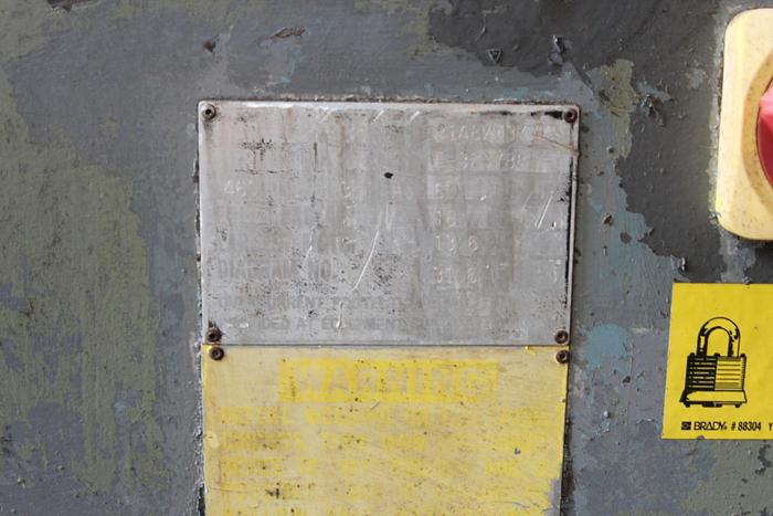 Used 1980 Marvel 81A Vertical Band Saw | 18" x 25"