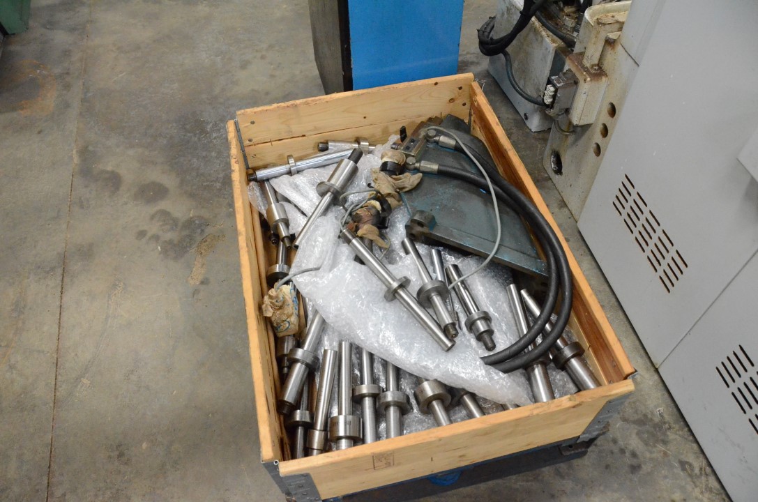 Usado Talladoras de Cortador DEMM SRI 220 CNC #4490