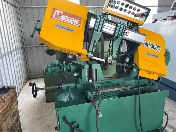 Used 1996 Cosen AH-300C Automatic Bandsaw