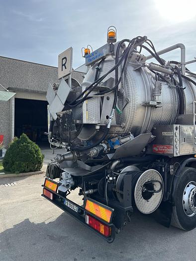 Usato 2001 SCANIA R420 SPURGO