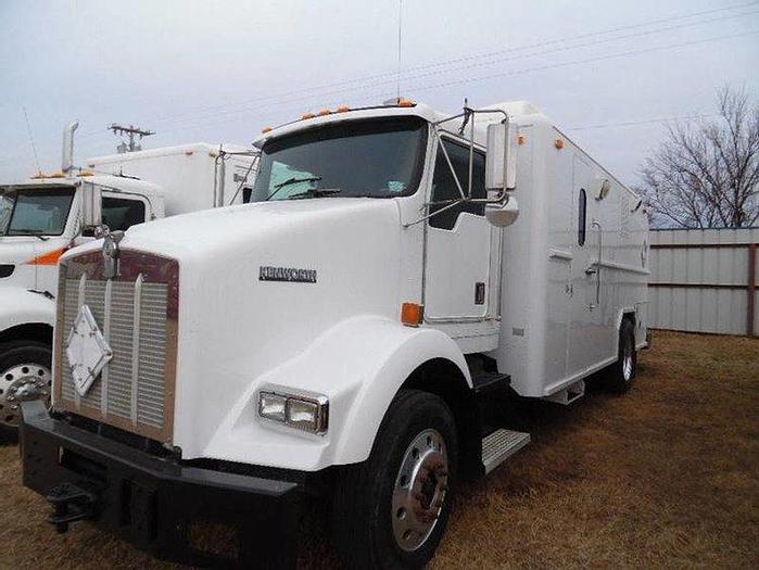 Used 2000 Kenworth T800 Wireline