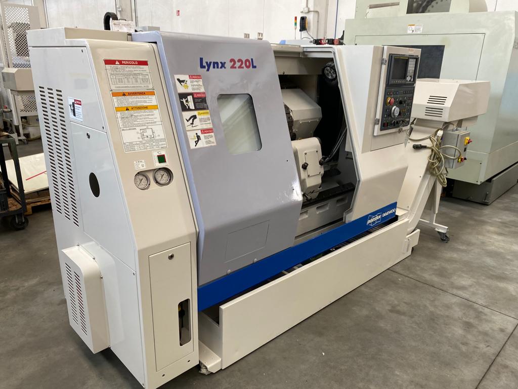 Refurbished 2005 Doosan Daewoo LYNX 220LC