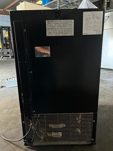 Used IMBREA MERCHANDISER REFRIGERATOR, VR06 R2, RED BULL./ 
