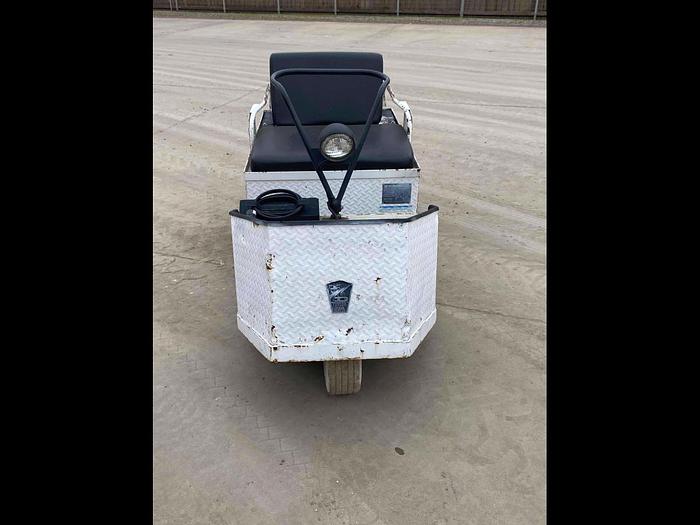 Used Truck-Cart Industrial 3 Wheel*