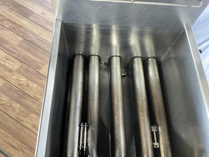 Used NATURAL GAS DEEP FRYER DEAN S162GN !