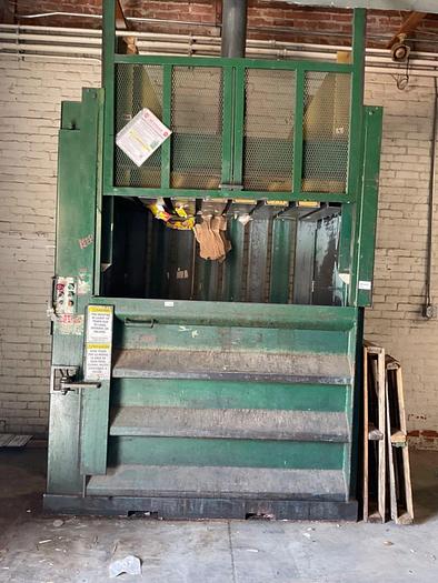 Used VERTICAL BALER PTR; 3400HD