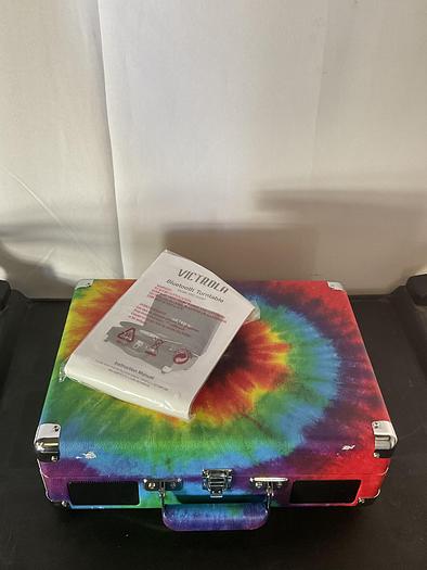 VICTROLA  SUITCASE RECORD PLAYER- VSC-550BT*