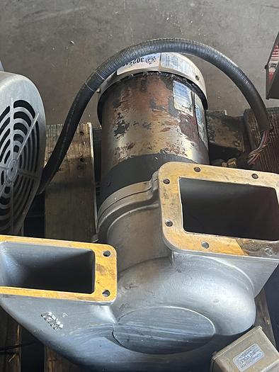 Used 2HP LEESON WATER PUMP./\