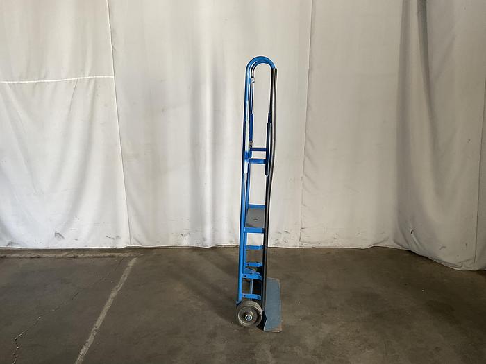 Used HEAVY DUTTY HAND TRUCK !