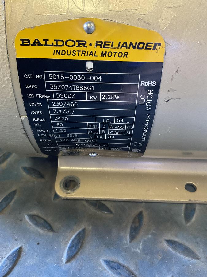 Used BALDOR • RELIANCE INDUSTRIAL MOTOR + EVAC PUMP ASSEMBLY