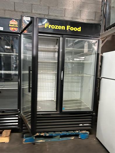 Used TRUE TWO GLASS DOOR REACH IN FREEZER, GDM-49F-ID !