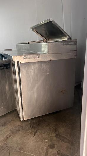 Used REFRIGERATED SANDWICH PREP TABLE (NEEDS SPECS FRO THE TAG)./