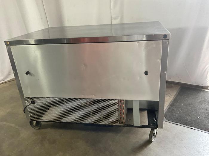 Used TRUE REFRIGERATED SANDWICH/SALAD PREP TABLE WITH ONE DOOR AND TWO DRAWERS; TUC-48D-2./