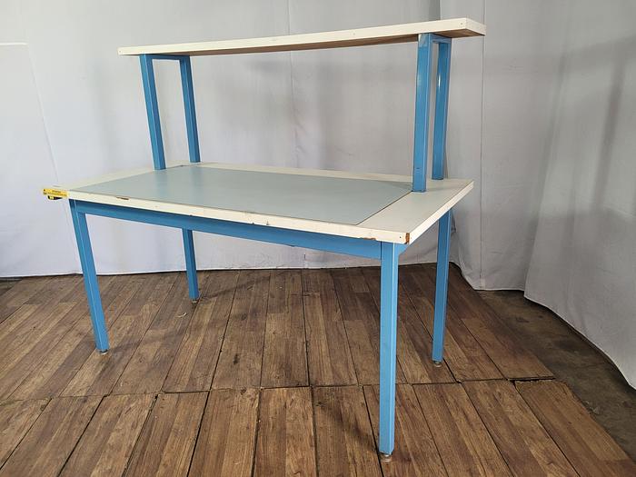 Used 60" ANTI-STATIC WORK BENCH WITH SHELF AND LAYER ANTISETATIC MAT