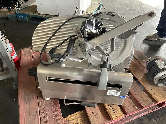 Used GLOBE MEAT SLICER, 3850N !