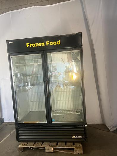Used TRUE TWO GLASS DOOR REACH IN FREEZER, GDM-49F-ID !
