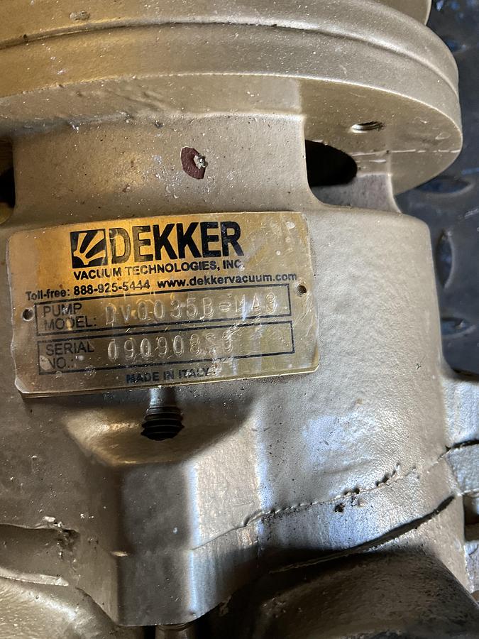 Used DEKKER DV0035B-MA3 ROTARY VANE VACUUM PUMP WITH 3 HP LAFERT MOTOR – 230/460V, 3-PHASE