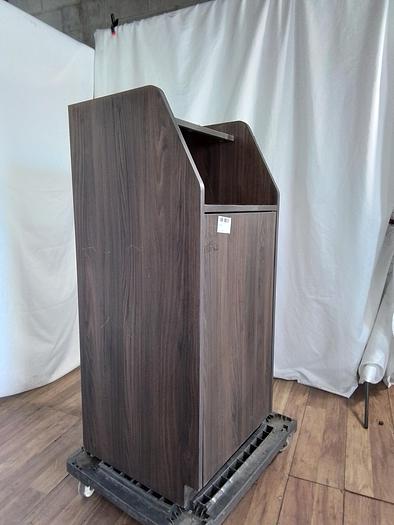 Used WASTE RECEPTACLE WITH TRAY RETURN