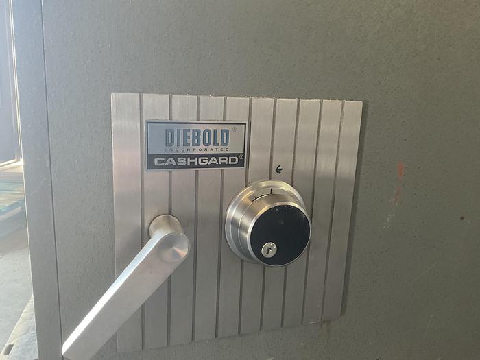 Used DIEBOLD CASHGARD; MODEL A209069